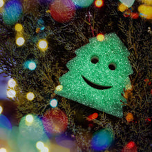 Kép betöltése a galériamegjelenítőbe: Scrub Mommy® Special Edition Christmas Tree (1 db)