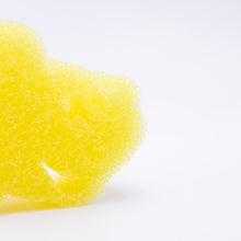 Kép betöltése a galériamegjelenítőbe: Scrub Daddy® Special Edition Disney - Mickey Egér