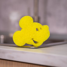 Kép betöltése a galériamegjelenítőbe: Scrub Daddy® Special Edition Disney - Mickey Egér