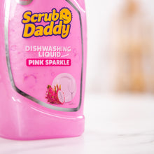 Kép betöltése a galériamegjelenítőbe: Scrub Daddy Pink Sparkle csillámos mosogatószer közelről készült kép