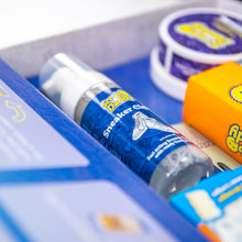 Kép betöltése a galériamegjelenítőbe: Sneaker Cleaner Kit