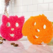 Kép betöltése a galériamegjelenítőbe: Scrub Daddy Dog (1 db)