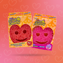 Kép betöltése a galériamegjelenítőbe: Love At First Scrub
