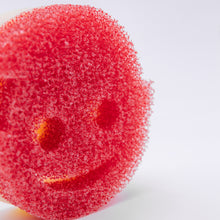 Kép betöltése a galériamegjelenítőbe: Scrub Mommy® Special Edition Elf (1 db)
