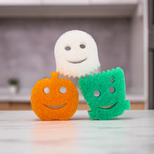 Kép betöltése a galériamegjelenítőbe: Scrub Daddy® Special Edition Halloween szivacsok

