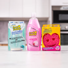 Kép betöltése a galériamegjelenítőbe: Scrub Daddy Tiszta Pink Mosogató Csomag mosogatószer-adagoló, mosogatószer és Scrub Mommy szivacs
